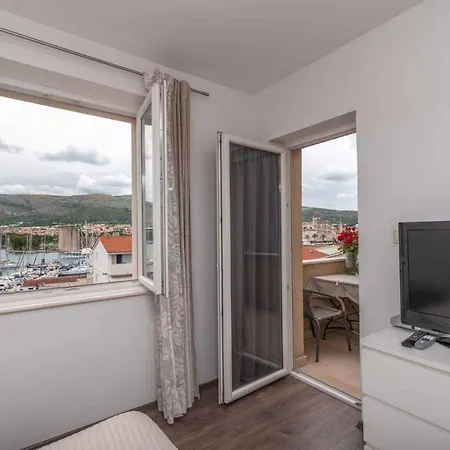 In 7435 Trogir